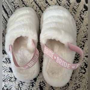 White fluffy Bride Slippers with Pink Strap